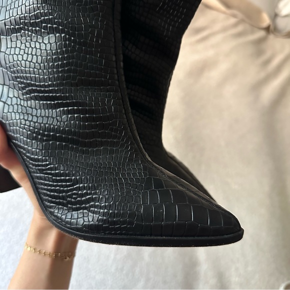 Sold - Picture 8 of 9